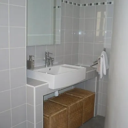 Exceptionnal Duplex On Terrace With Glass Roof And Views Parijs